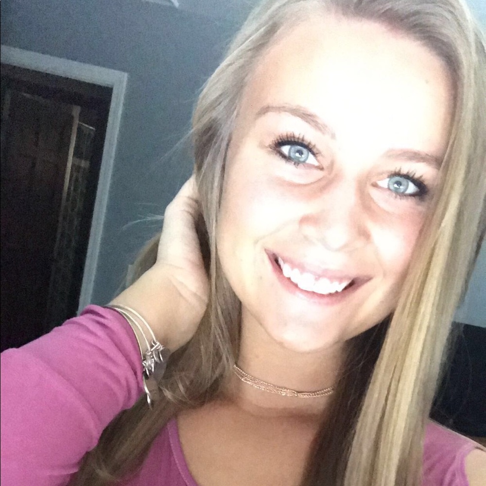 Meet your Posher, Haleigh